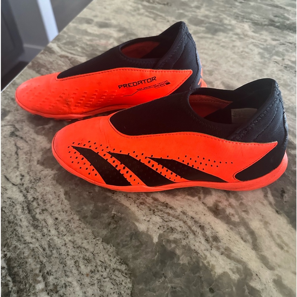 Adidas Predator Accuracy.3 Laceless TF Junior Turf Soccer